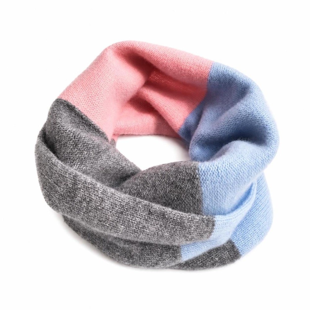 Cachecol Infinito de Malha com - Infinity Scarf Knit avaliação e preço