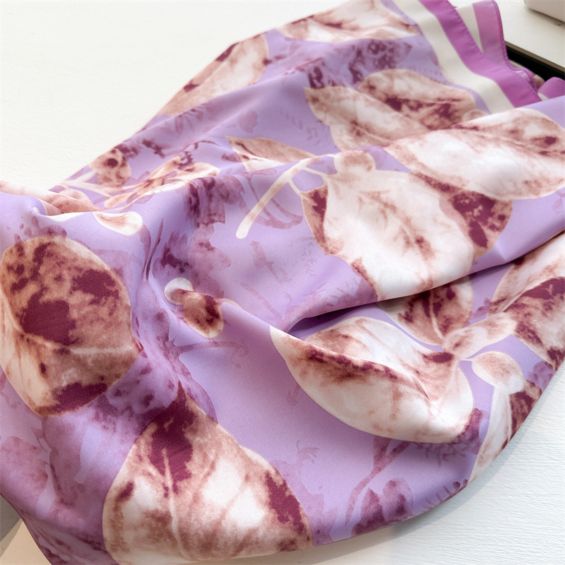 Lenço grande quadrado estampad - Scarf Silk Square avaliação e preço