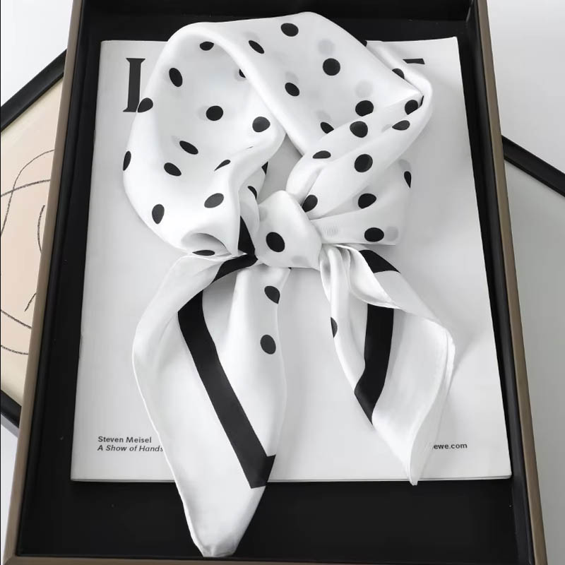 Senhora de luxo cabelo dot cac - Silk Neck Scarf avaliação e preço